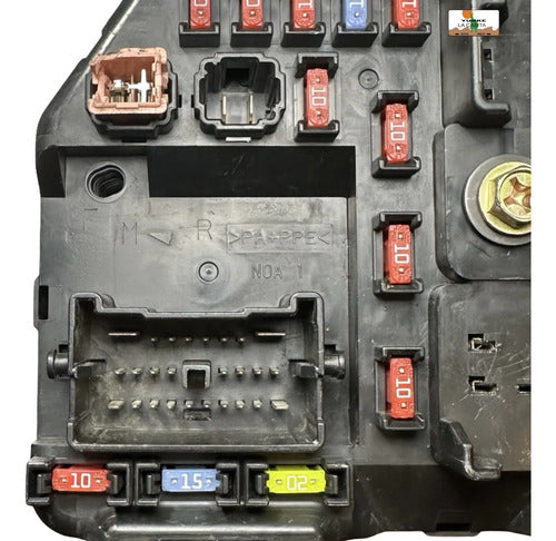 Caja De Fusibles Cadillac Cts 3.2l 2003 25743731