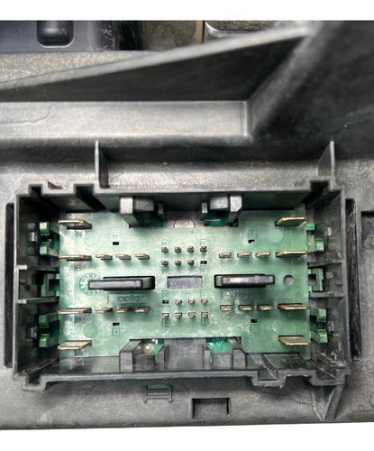 Caja De Fusibles Jeep Grand Cherokee 3.7l 05-07 04692071ab