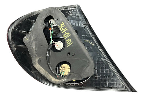 Calavera Rh Original Toyota Camry 2002-2004 Derecho/pasajero Rojo