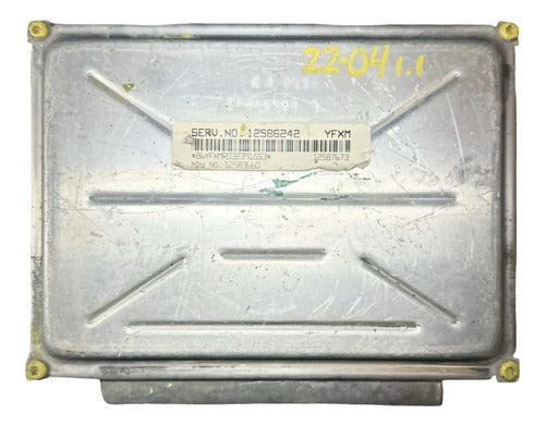 Pcm Computadora Chevrolet Silverado 03-06 12586242 (yfxm) P1