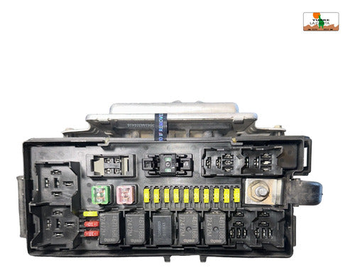 Caja De Fusibles Dodge Durango 4.7l 04-05