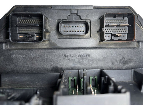 Caja De Fusibles Dodge Caravan 3.6l 2012 68105507ac