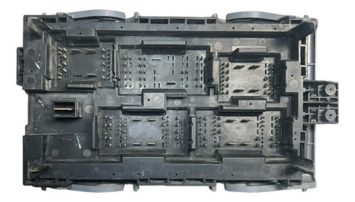Caja De Fusibles Chevrolet Suburban 5.3l 2007-2009