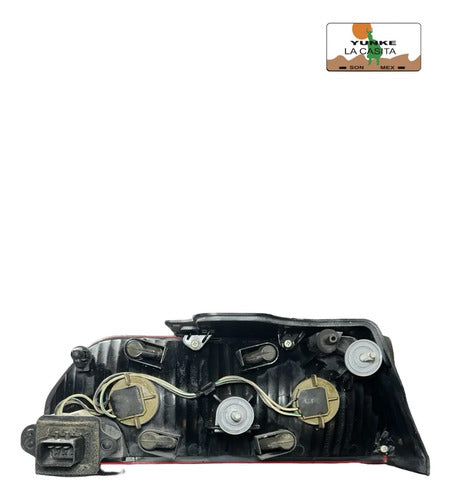 Calavera Rh Dodge Challenger 2008-2014  05028780 Derecho/pasajero Rojo