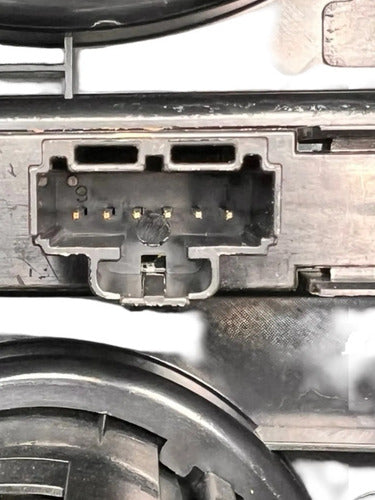 Marco De Estéreo Ford F-250 Super Duty 13-16 Dc34-2504302-c Marrón