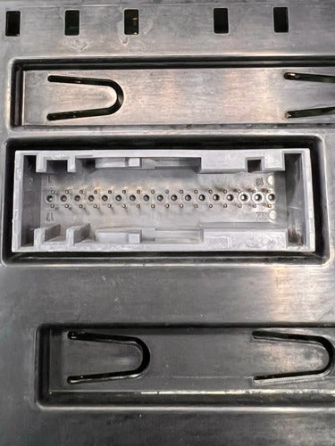 Tablero Estéreo Ford F-250 2011-2016 Bc34-2504302-a Negro