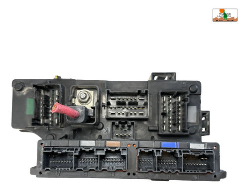 Caja De Fusibles Dodge Avenger 2.4l 2011-2014