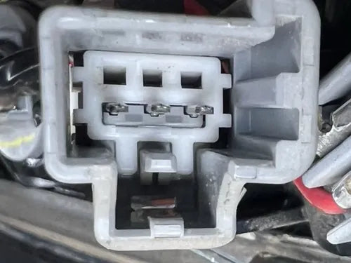 Luz Stop Chevrolet Silverado 2014-2018 20979071
