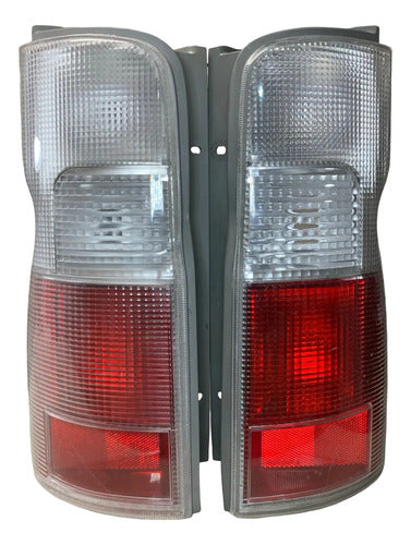 Calavera Par Nissan Urvan 2002-2012 Ambos Lados Rojo