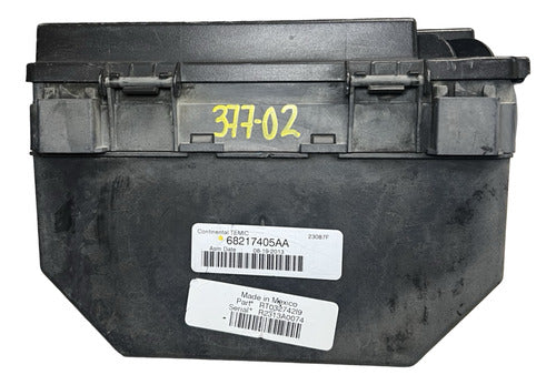 Caja De Fusibles Dodge Caravan 3.6l 2014 68217405aa