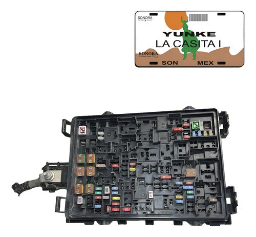 Caja De Fusibles Cadillac Escalade 6.2l 15-20 84114437