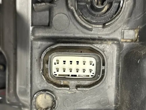Faro Rh Chrysler 200 2015-2017 Derecho/pasajero