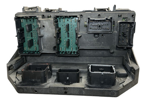 Caja De Fusibles Dodge Caravan 3.6l 2014 68217405ab