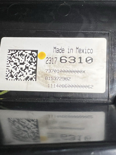 Estéreo Chevrolet Silverado 2014-2017 23176310 Negro