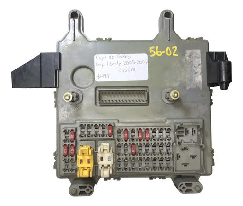 Caja De Fusibles Jeep Liberty 05-07 P2