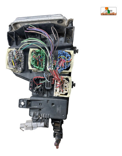 Caja De Fusibles Dodge Ram 1500 5.7l 02-05
