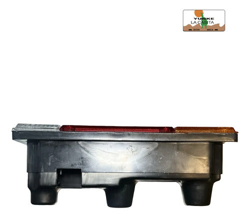 Calavera Lh Nissan D21 1994-2008 Estaquitas Izquierdo/conductor Rojo