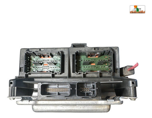 Caja De Fusibles Dodge Durango 4.7l 04-05