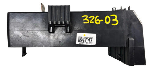 Caja Portafusibles  Gmc Sierra 2019-2023 84646133
