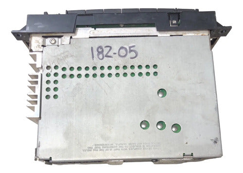 Estereo Dodge Caliber 04-10 P05064171am
