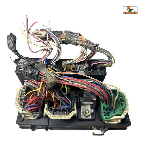 Caja De Fusibles Chrysler Pt Crusier 2.4l 06-10