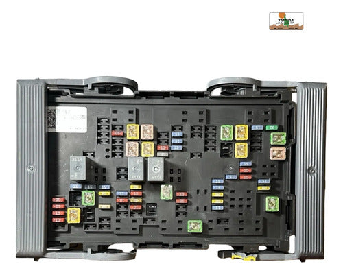 Caja De Fusibles Chevrolet Tahoe 5.3l 10-14 22798217